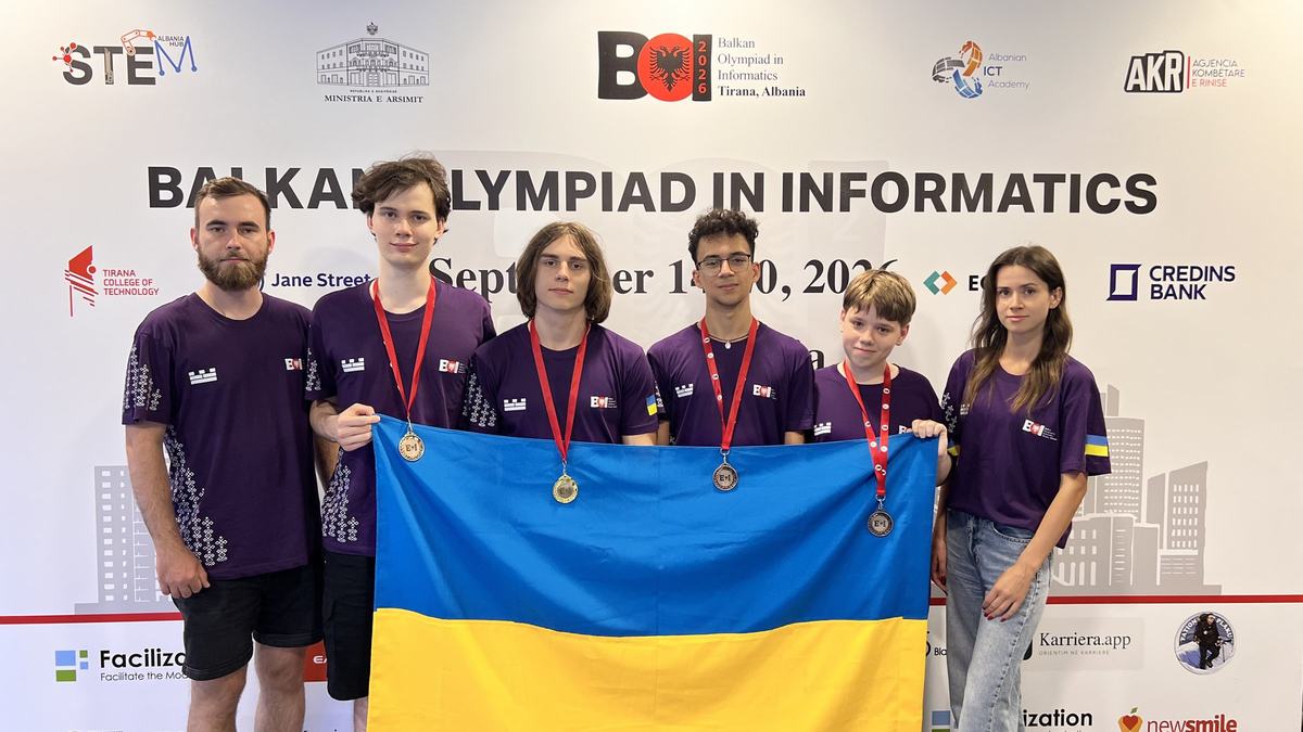 From left to right: Ihor Barenblat, Rostyslav Yabchenko, Vladyslav Khalin, Andrii Kuzma, Benedykt Kvasnytsya, Maryna Nadtochii
