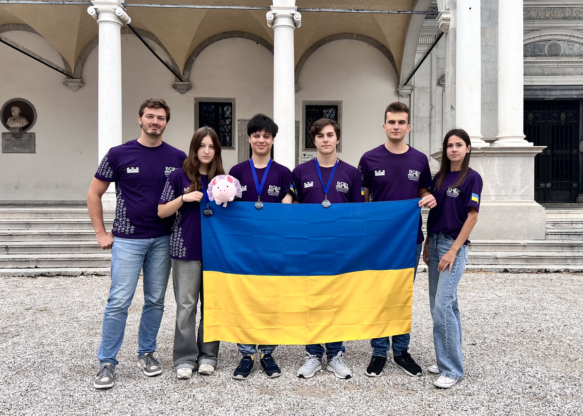 Зліва направо: Сергій Колодяжний, Дар'я Перекопська, Роман Мєламуд, Владислав Халін, Ілля Шевченко, Марина Надточій